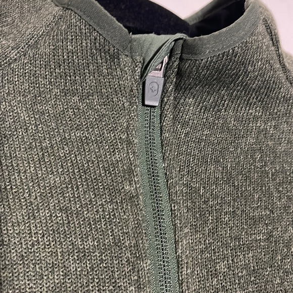 Figs On Shift Sweater knit Jacket zip up Size Small Green Sold out color - Picture 7 of 12